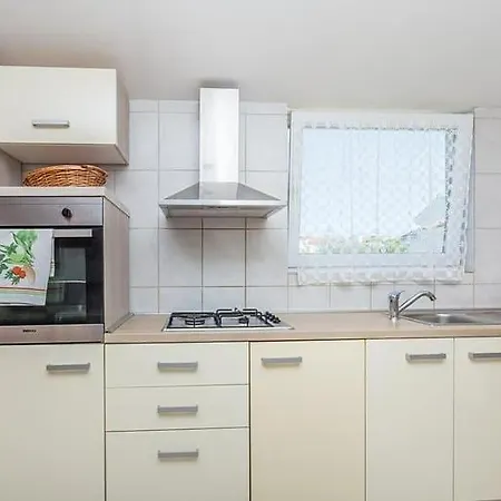 Apartment Olive Garden Krk Brzac